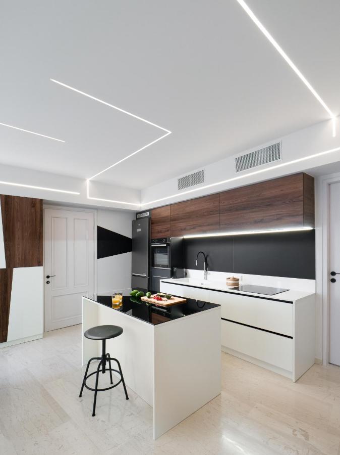 The H Experience - Stylish 2Bd Apt With Balcony In Heraklion Center מראה חיצוני תמונה